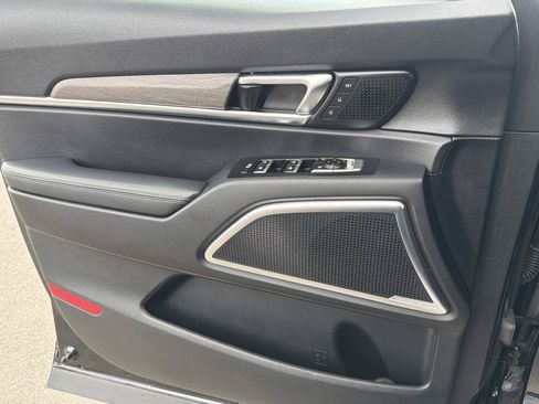 Used 2022 Kia Telluride SX FWD image 17