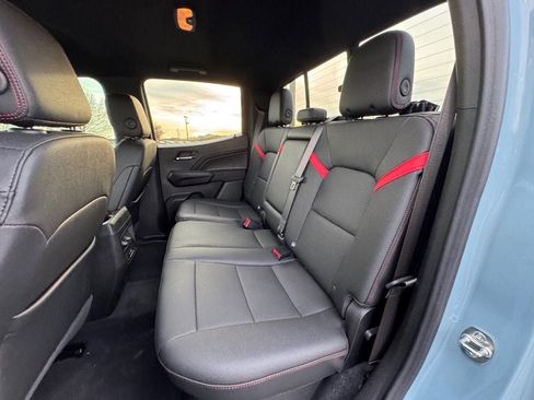 Used 2025 Chevrolet Colorado Z71 w/ Z71 Convenience Package 2 image 11