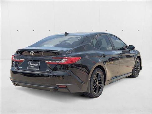 New 2025 Toyota Camry SE image 2