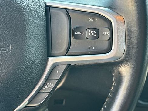 Used 2024 RAM 2500 Big Horn w/ Sport Appearance Package AWD/4WD image 28