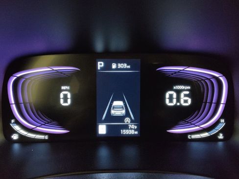 Used 2025 Kia Soul LX image 23