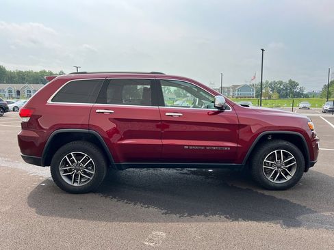 Used 2022 Jeep Grand Cherokee Limited AWD/4WD image 9