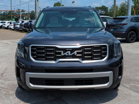Certified 2025 Kia Telluride S FWD image 9