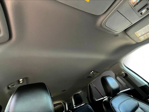 Used 2023 Ford Explorer XLT w/ Equipment Group 202A image 17