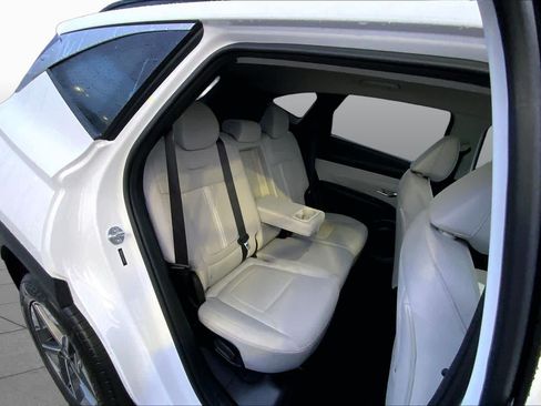 Used 2025 Hyundai Tucson SEL FWD image 19