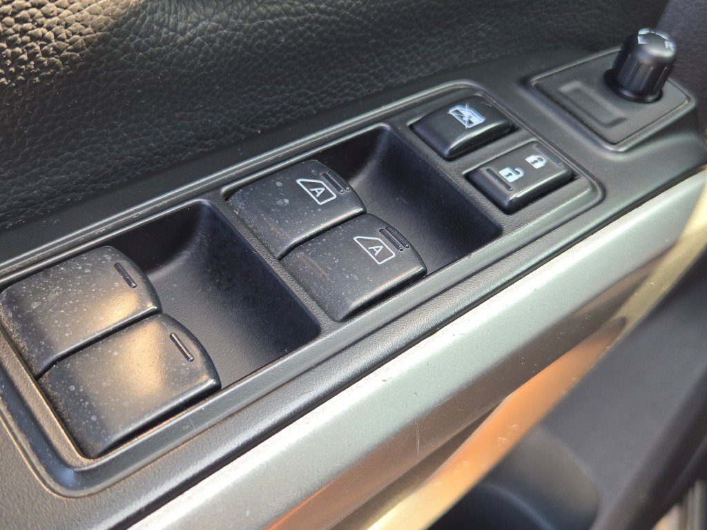 Used 2024 Nissan Titan SV w/ SV Convenience Package AWD/4WD image 26