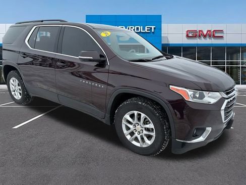 Used 2020 Chevrolet Traverse LT image 8