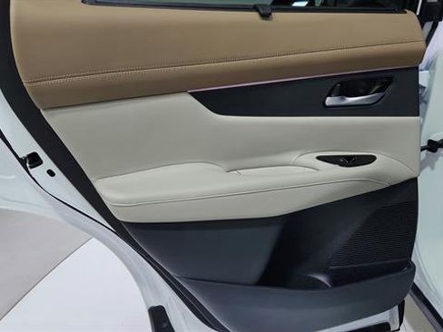 Certified 2025 Nissan Murano Platinum w/ Cargo Package image 52