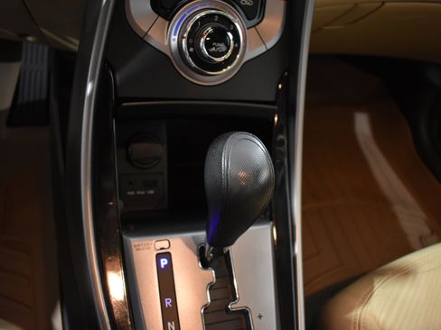 Used 2013 Hyundai Elantra GLS image 22