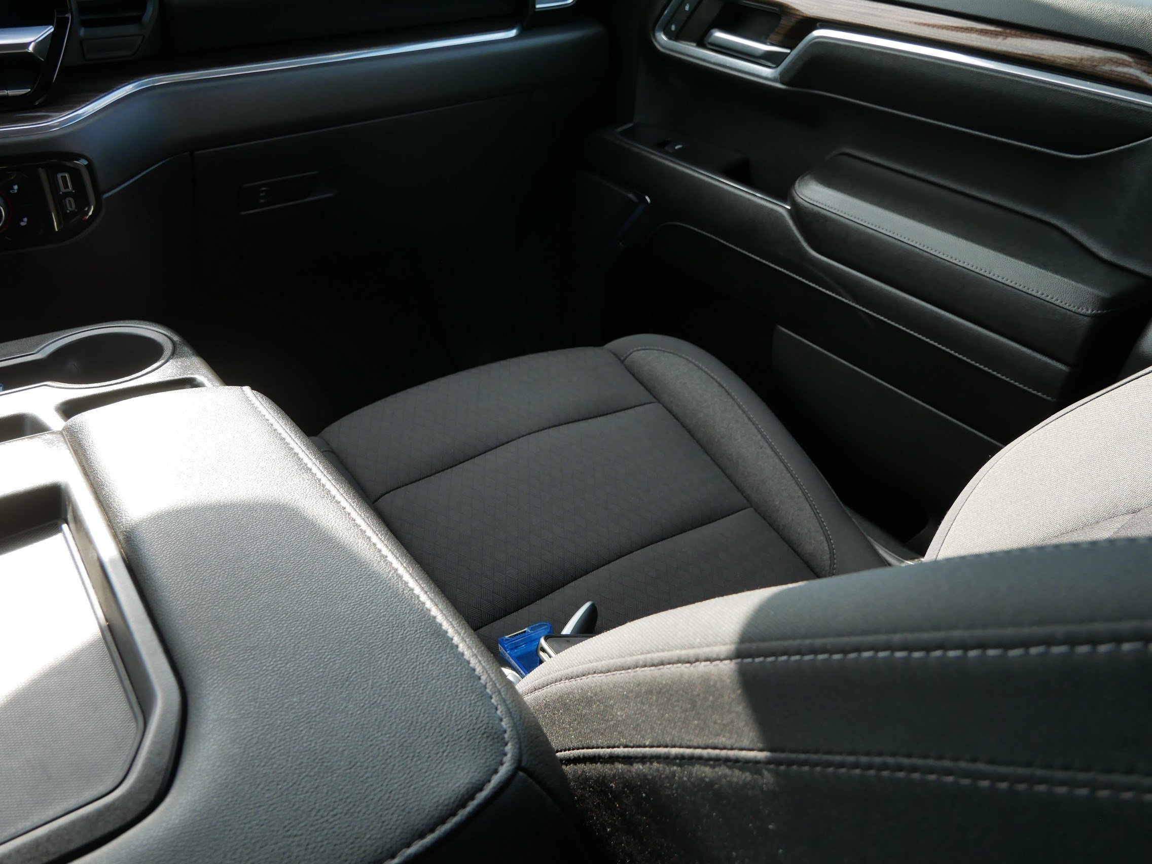 Used 2024 Chevrolet Silverado 1500 LT AWD/4WD image 11