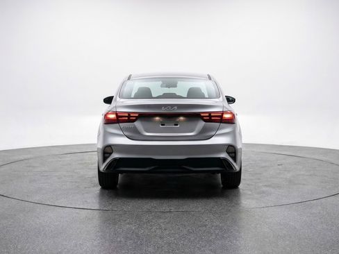 Used 2024 Kia Forte LXS image 7