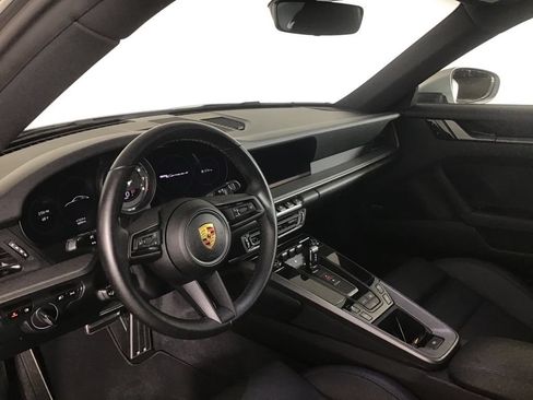 Certified 2021 Porsche 911 Carrera 4 AWD/4WD image 4