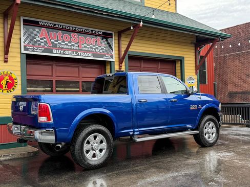 Used 2018 RAM 2500 Laramie w/ Convenience Group AWD/4WD image 4