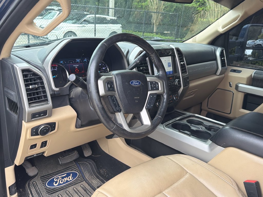 Used 2020 Ford F350 Lariat w/ Lariat Ultimate Package AWD/4WD image 6
