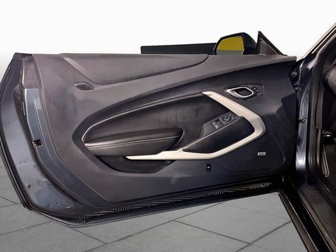 Used 2023 Chevrolet Camaro LT w/ Technology Package RWD image 20