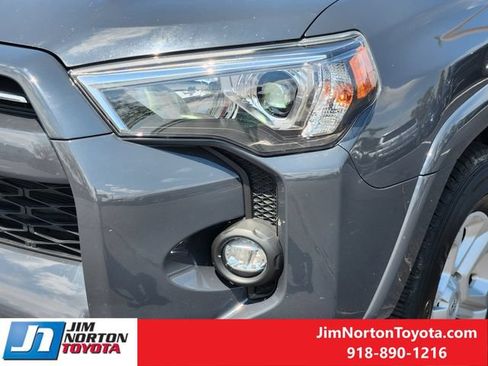 Used 2024 Toyota 4Runner SR5 AWD/4WD image 11