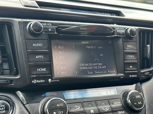 Used 2017 Toyota RAV4 SE w/ Power Special Value Package image 17