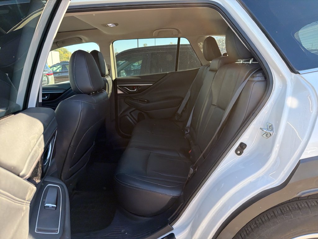 Used 2024 Subaru Outback Limited AWD/4WD image 29