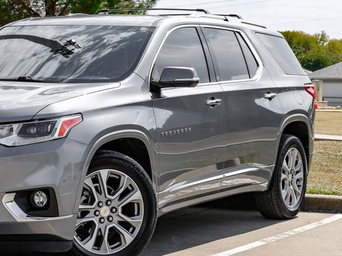 Used 2020 Chevrolet Traverse Premier image 8