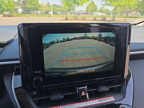 Used 2026 Toyota Corolla LE FWD image 24