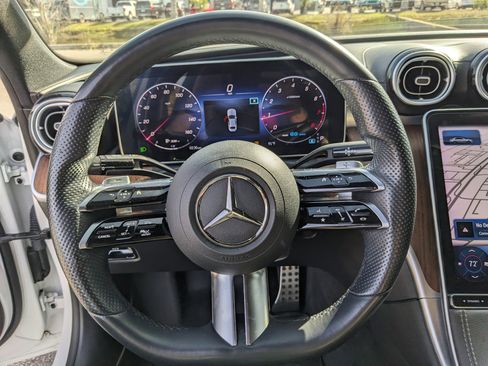 Used 2022 Mercedes-Benz C 300 Sedan image 23