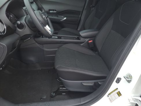 Certified 2024 Nissan Kicks SV FWD image 16