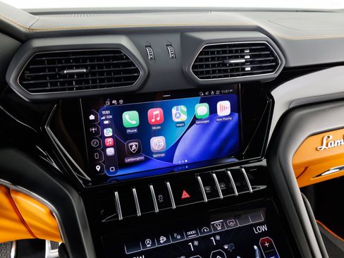 Used 2024 Lamborghini Urus S image 28