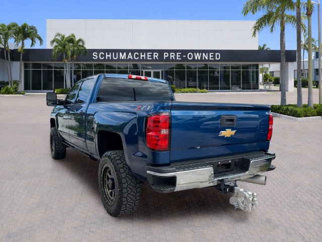 Used 2019 Chevrolet Silverado 2500 LT w/ LT Convenience Package AWD/4WD image 4