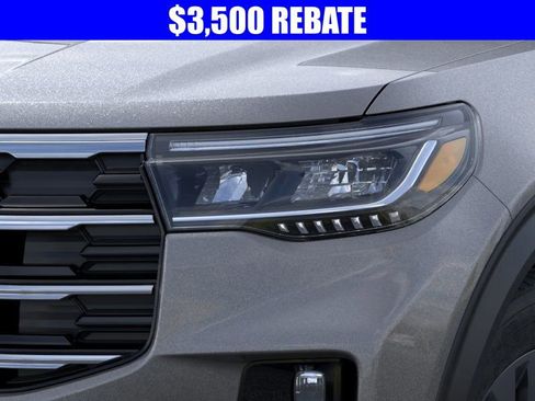 New 2026 Ford Explorer Active image 22