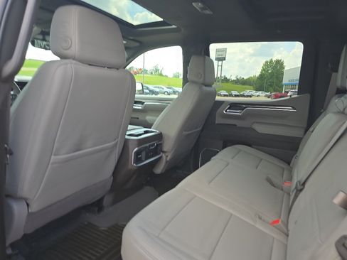 New 2026 Chevrolet Silverado 1500 LTZ w/ LTZ Premium Package AWD/4WD image 10