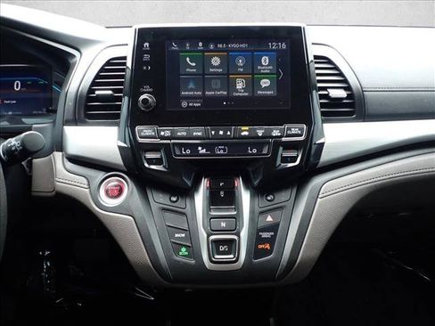 Used 2018 Honda Odyssey EX image 17