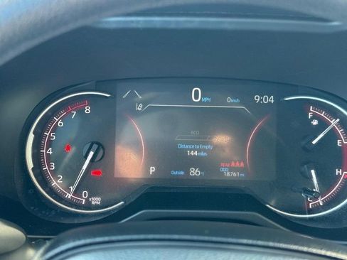 Used 2025 Toyota RAV4 LE FWD image 22
