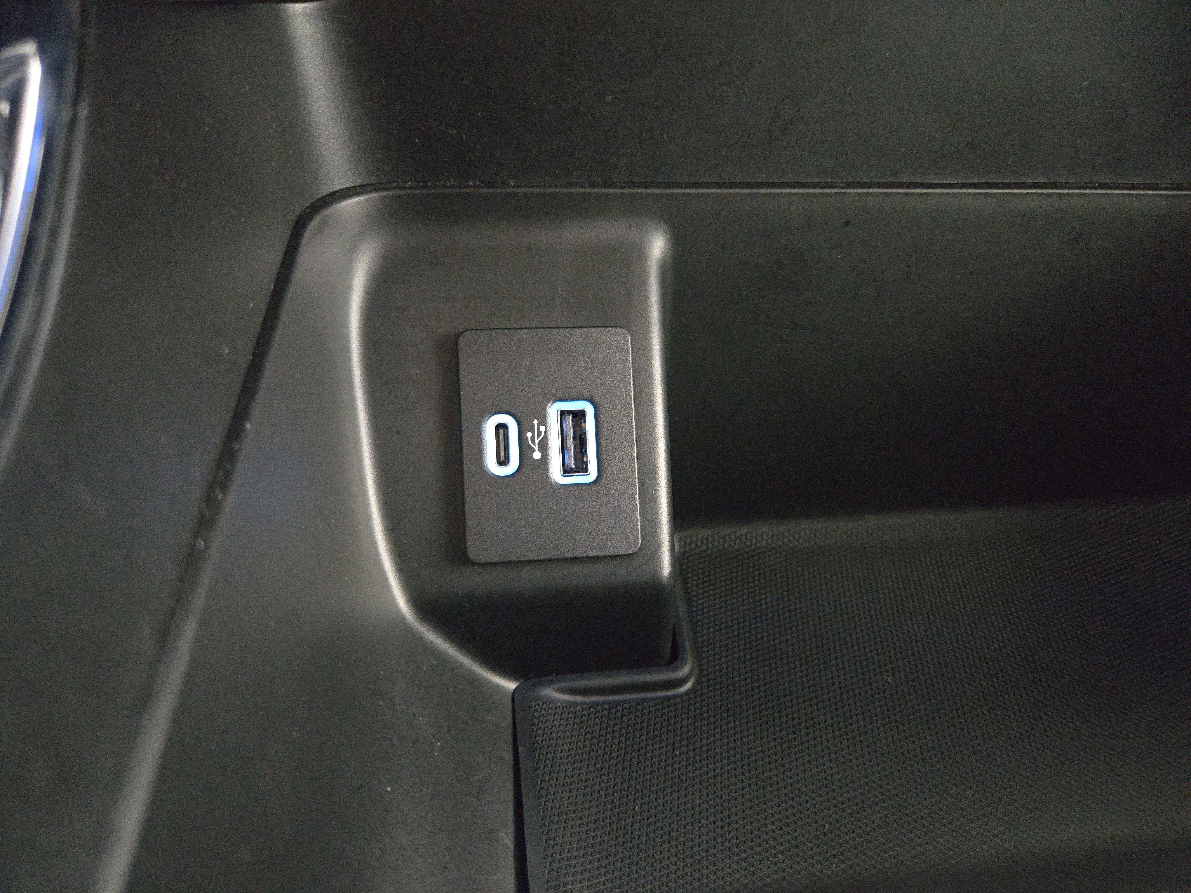 Used 2022 Ford F150 XLT w/ Equipment Group 302A High AWD/4WD image 26