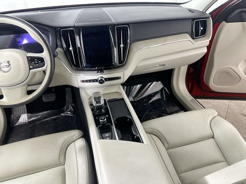 Used 2022 Volvo XC60 B5 Inscription w/ Advanced Package AWD/4WD image 19