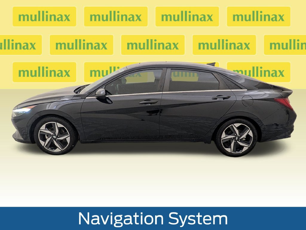 Used 2023 Hyundai Elantra Limited FWD image 11