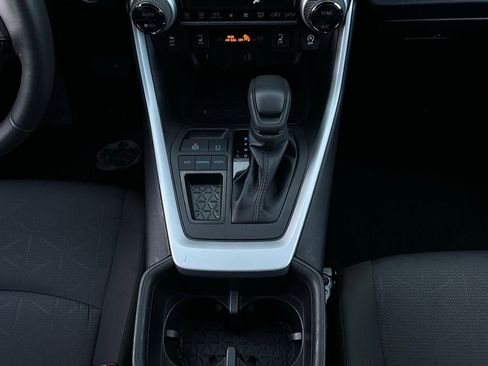 Used 2025 Toyota RAV4 XLE image 15
