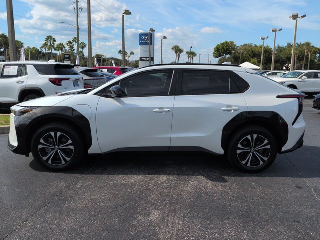 Used 2024 Toyota bZ4X FWD image 7
