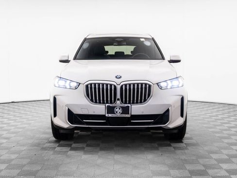 Certified 2024 BMW X5 xDrive50e w/ Executive Package image 8