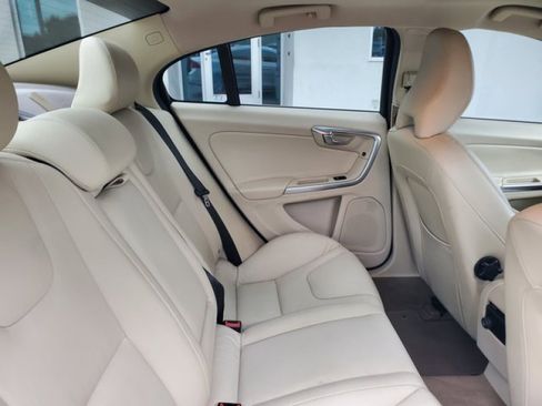 Used 2015 Volvo S60 T5 Premier image 31