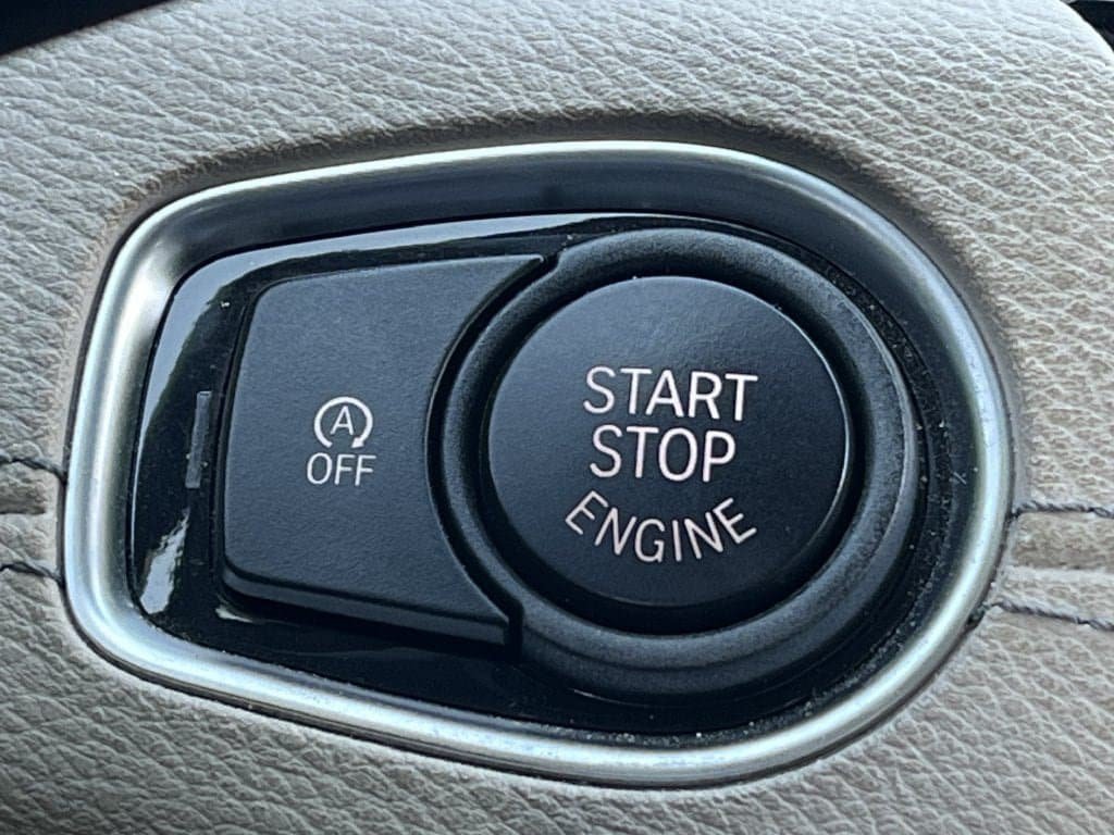 Used 2023 BMW X2 sDrive28i w/ M Sport Package FWD image 19