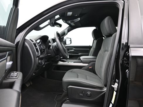 Used 2024 RAM 1500 Big Horn image 9