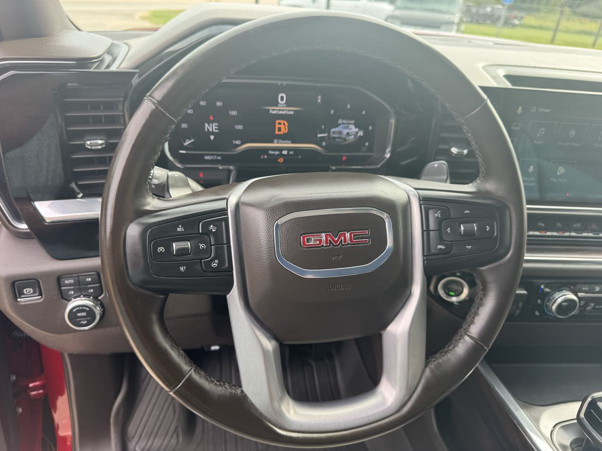 Used 2024 GMC Sierra 1500 SLT w/ SLT Premium Plus Package AWD/4WD image 14