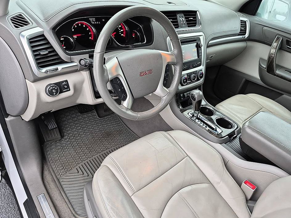 Used 2016 GMC Acadia SLT w/ Open Road Package FWD image 18