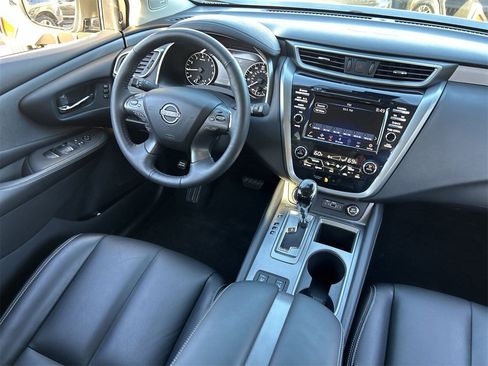 Used 2024 Nissan Murano SL image 11