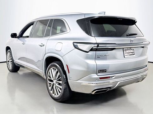 Certified 2025 Buick Enclave Avenir w/ Super Cruise Package AWD/4WD image 6