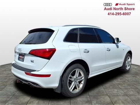 Used 2017 Audi Q5 3.0T Premium Plus w/ Technology Package AWD/4WD image 2