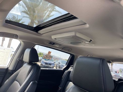 Certified 2023 Honda Odyssey Touring image 2