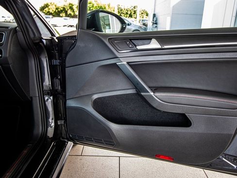 Used 2015 Volkswagen GTI Autobahn image 41