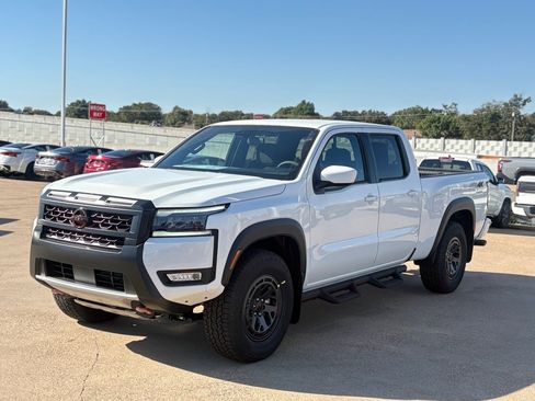 New 2026 Nissan Frontier PRO-4X image 4