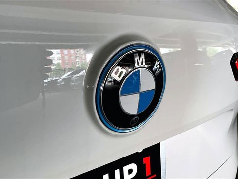 Used 2024 BMW iX xDrive50 w/ Convenience Package AWD/4WD image 30